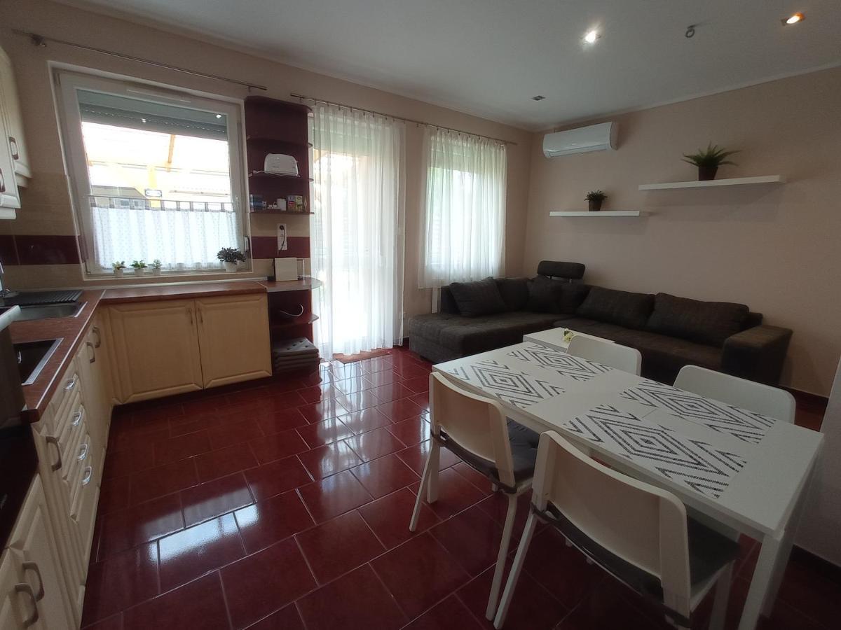 Budapest Airport Apartment Экстерьер фото