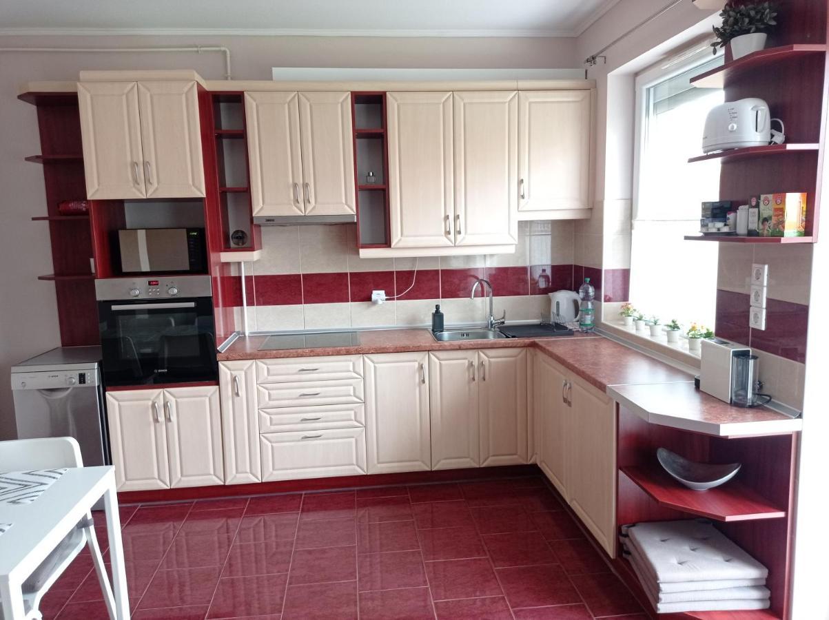 Budapest Airport Apartment Экстерьер фото